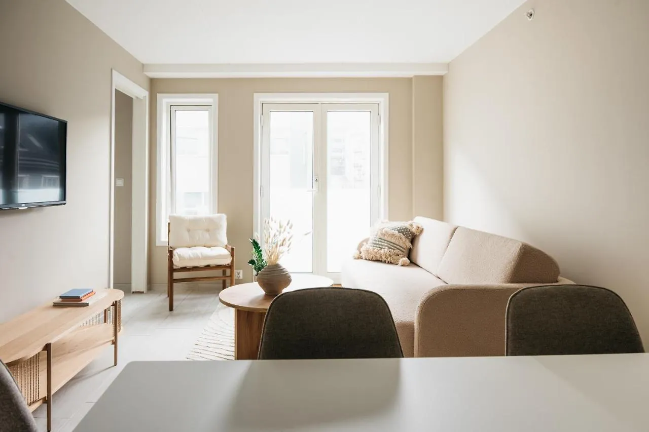 Stay Urban - Stylish Scandinavian Gem With French Balcony Bergen